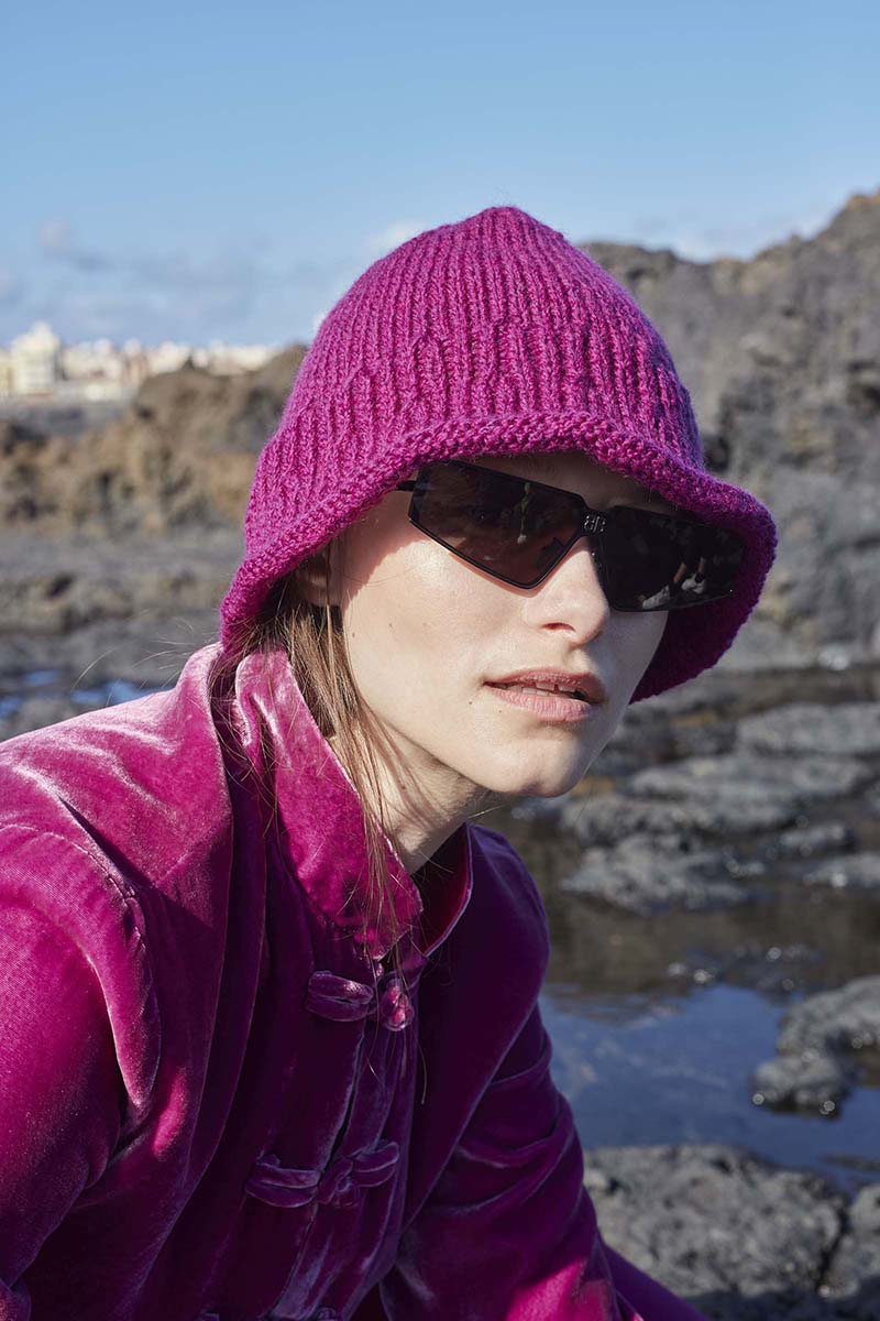 SUN KISSES Hat