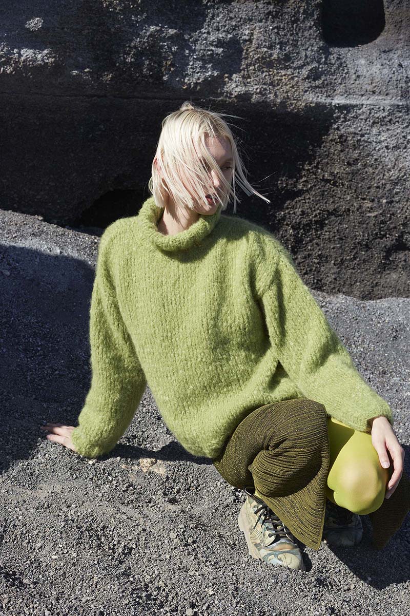 LUSH OASIS Pullover