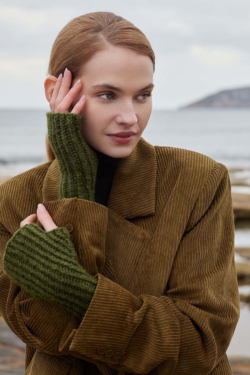 DIVERGING TRAILS Stulpen