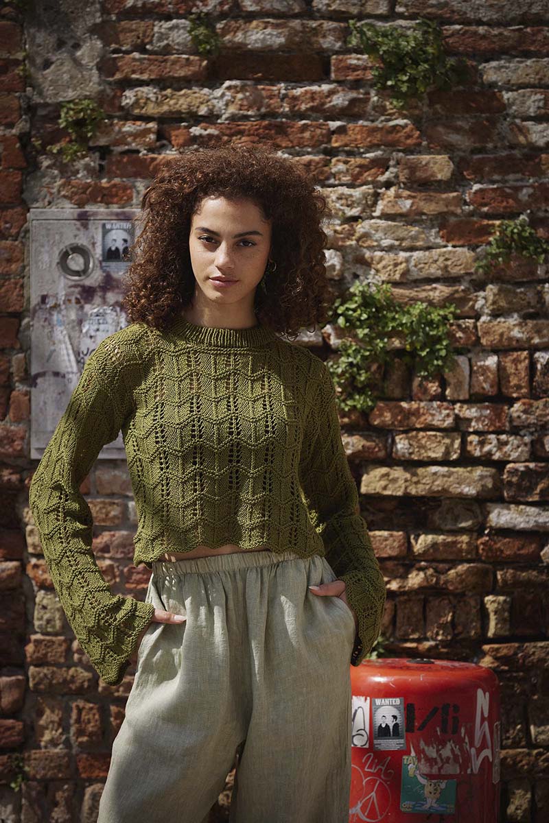 SWEET STITCHES Pullover