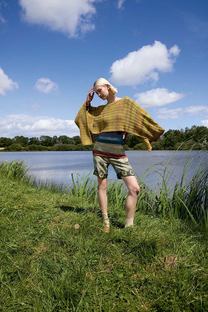 GOLDA Poncho